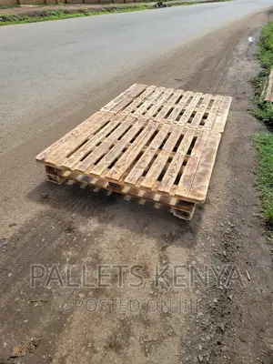 Pallet Bed- 4*6 Raised Pallet Bed.(#YC01)