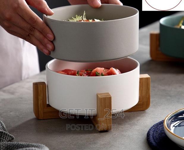 Nordic Salad Bowl With Wooden Handle - thumbnail 2
