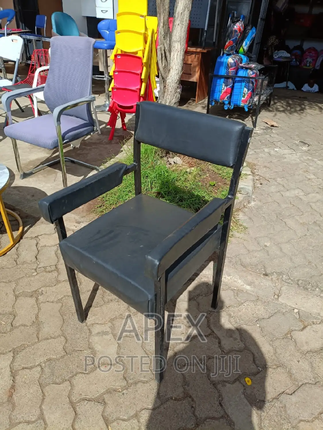Catellina Visitors Chairs