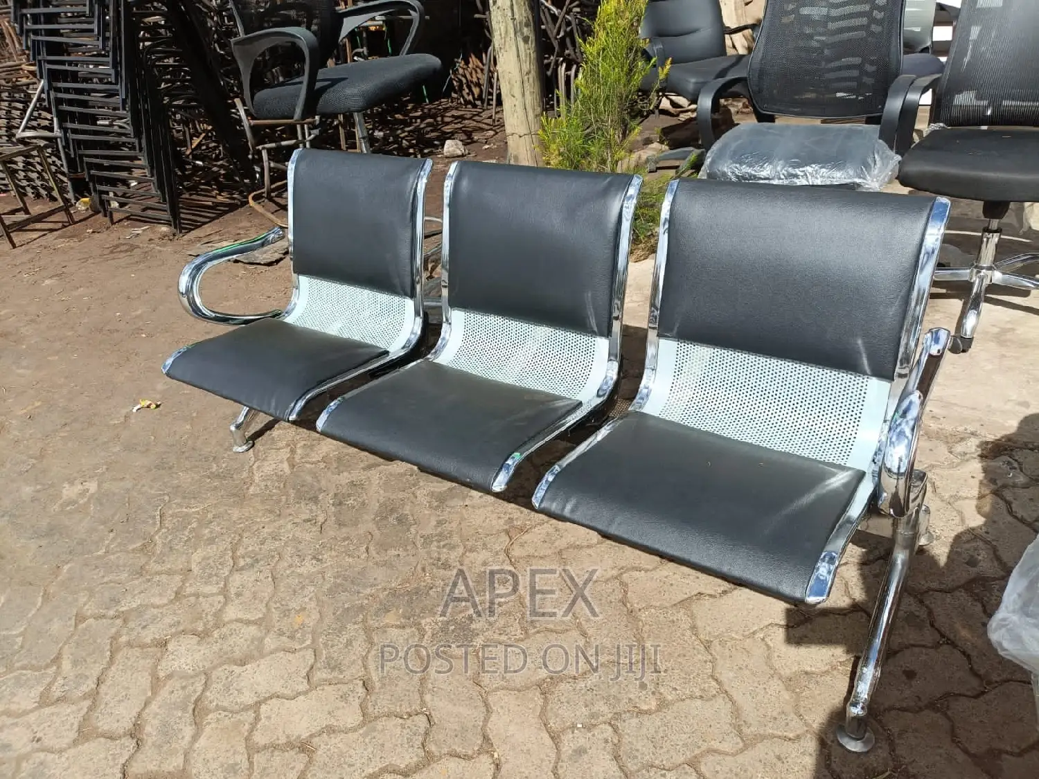 Airport Link Chair