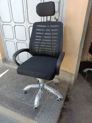 Office Chairs With a Headrest.