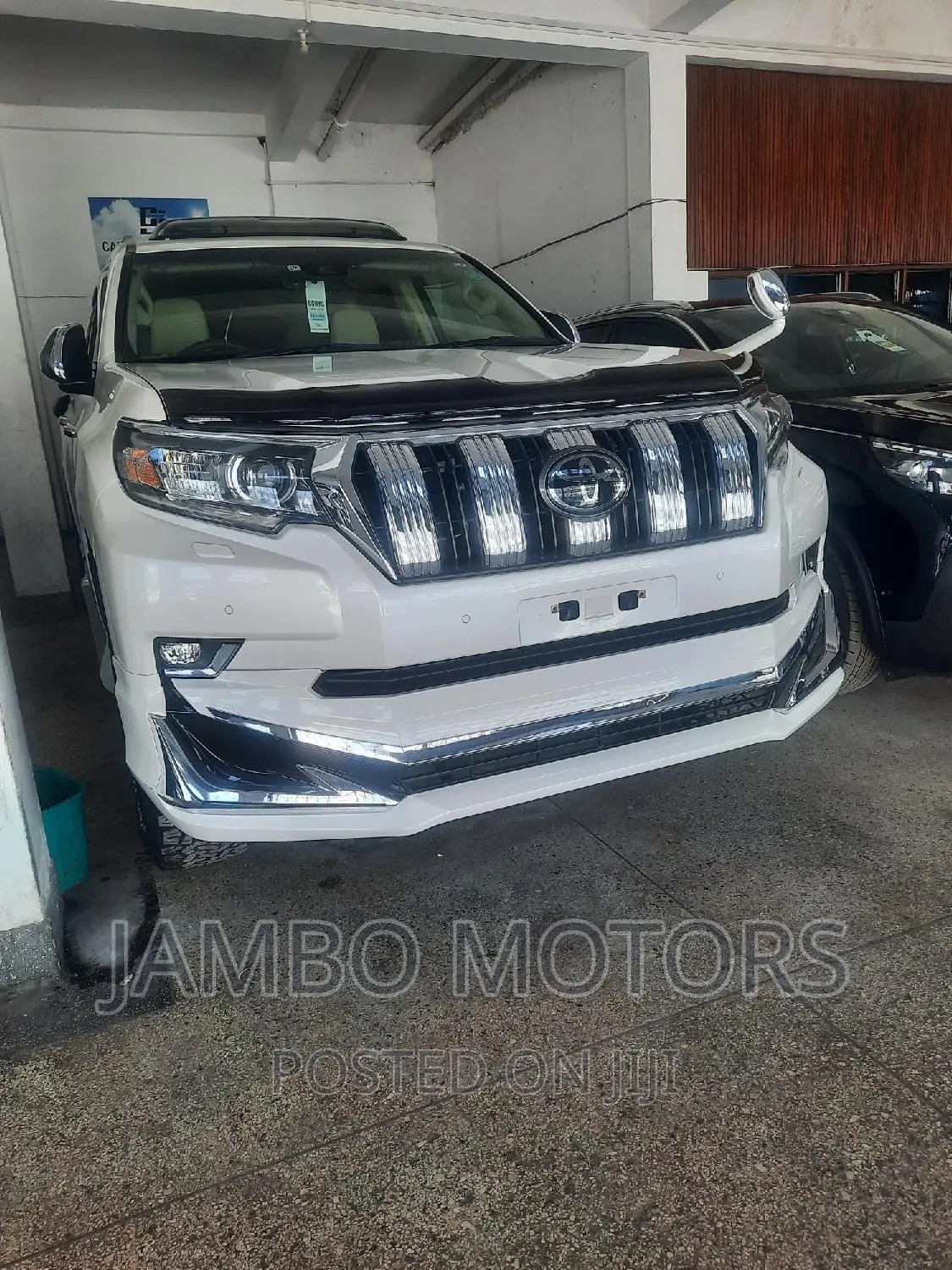 Toyota Land Cruiser Prado 2.8 2017 Silver