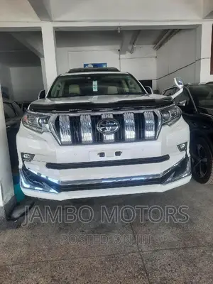 Toyota Land Cruiser Prado 2.8 2017 Silver