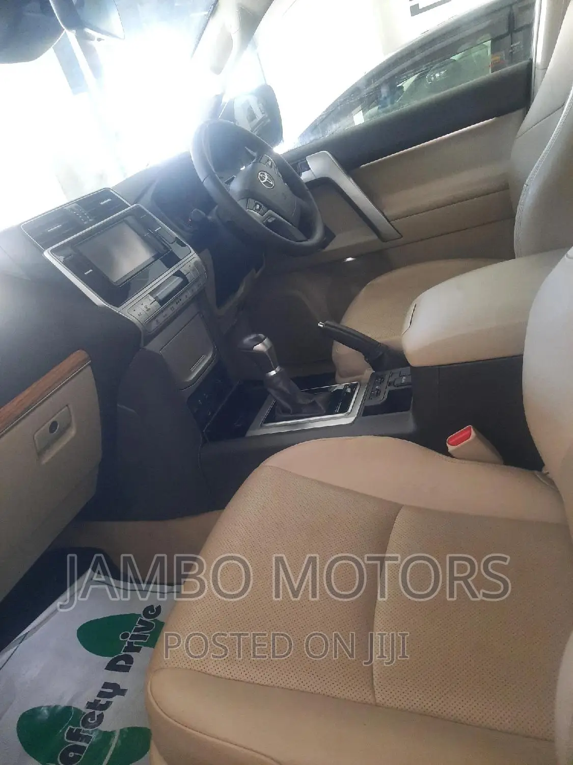 Toyota Land Cruiser Prado 2.8 2017 Silver