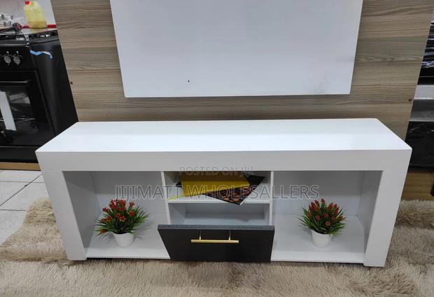 Quality*Amsterdam 4ft Tv Stand*
