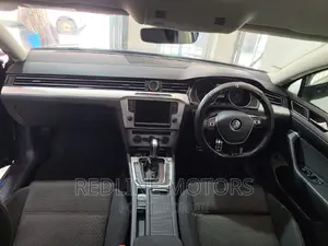Volkswagen Passat 2017 Gray