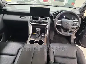 Toyota Land Cruiser 2022 Black