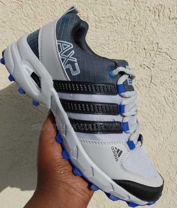 Adidas Sneakers - thumbnail 3