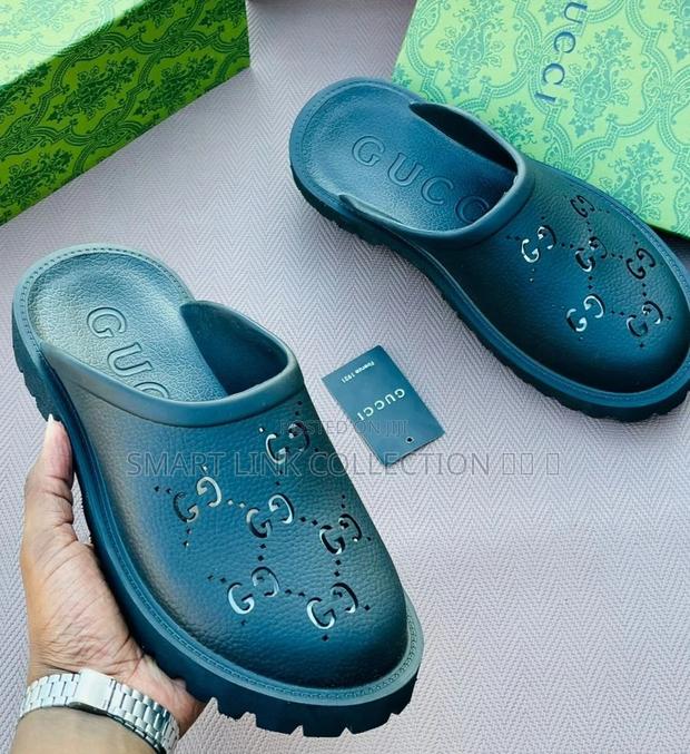 Gucci Slides - thumbnail 3