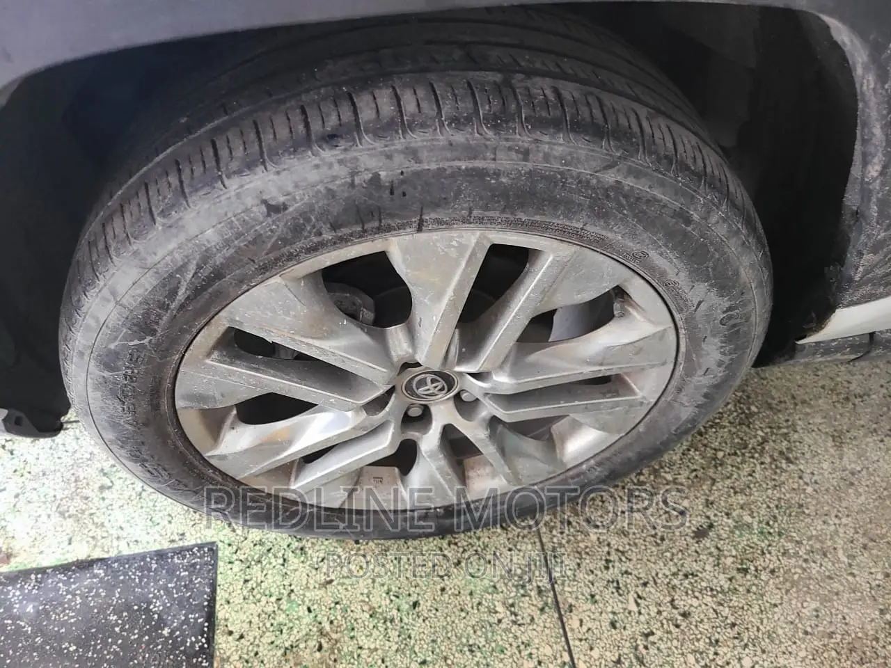 Toyota RAV4 2019 Pearl