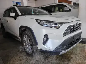 Toyota RAV4 2019 Pearl