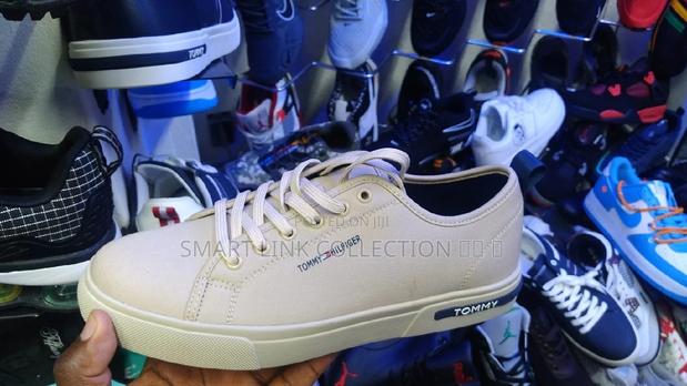 Tommy Hilfiger - thumbnail 2