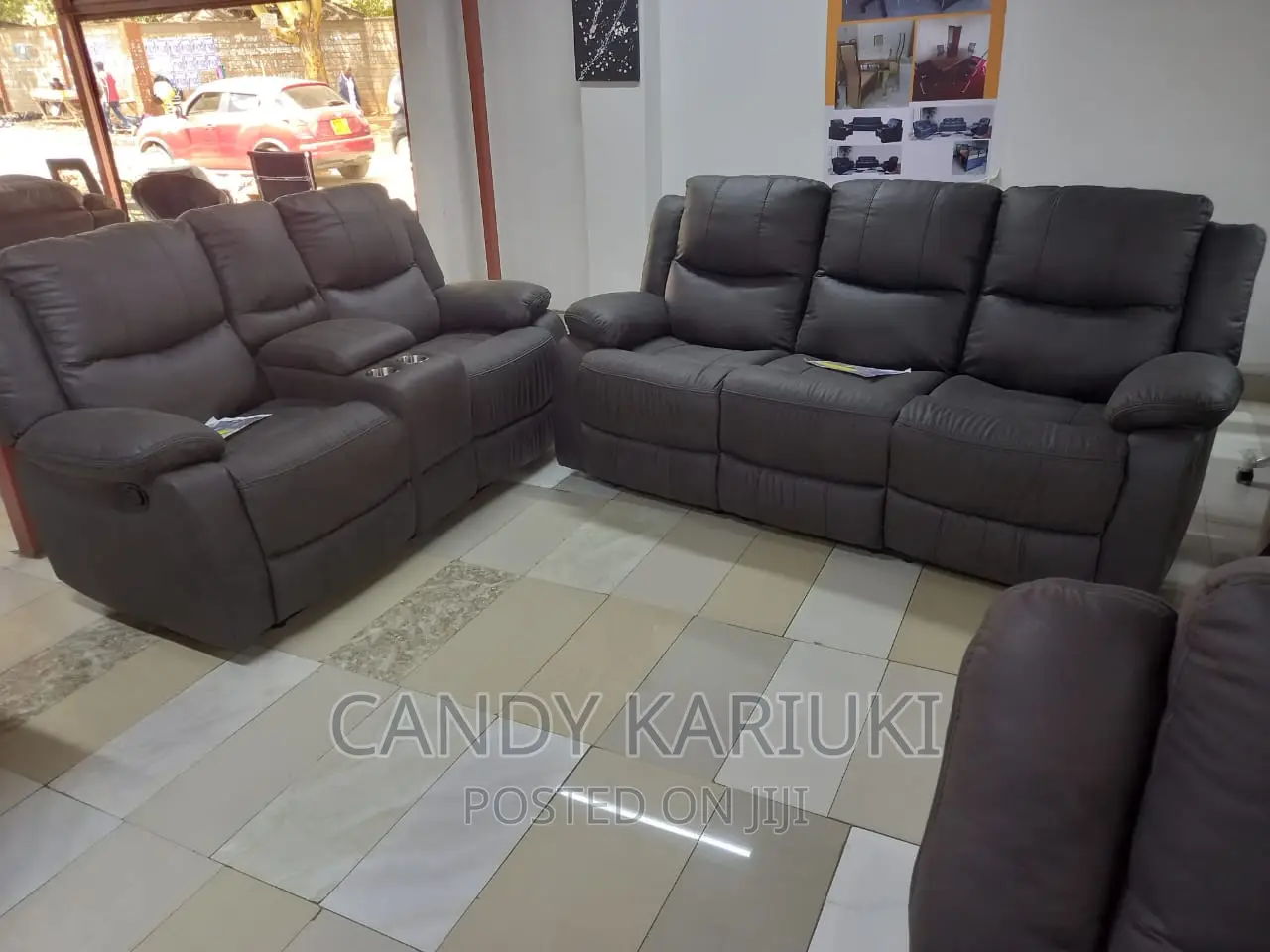 Spacious 5 Seater Recliner Sofa Set