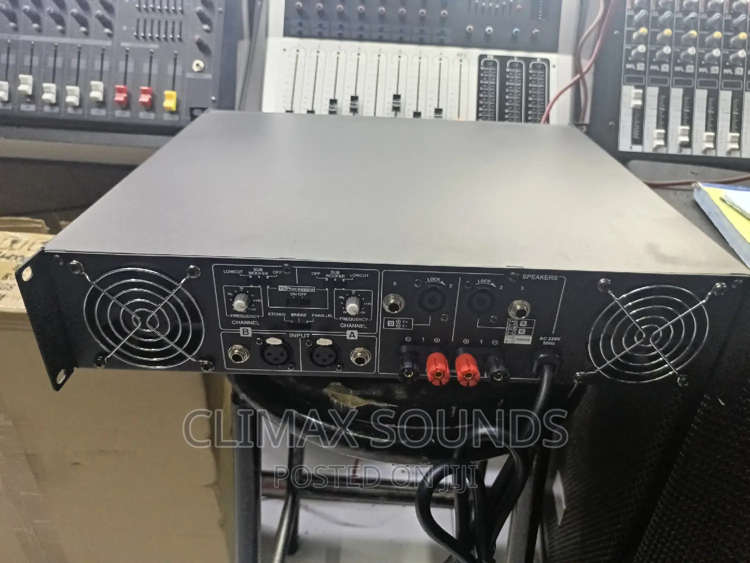 Berigher Power Amplifier Ep4000