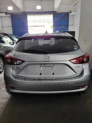 Mazda Axela 2017 Silver