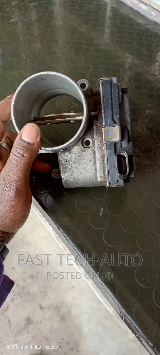 Isuzu Dmax 4jk1 Throttle Body