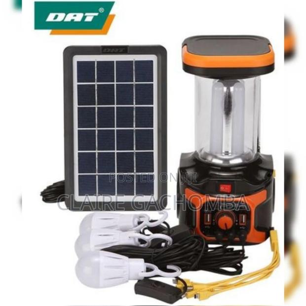 Dat AT-9016 Solar Kit With Radio FM Radio and Bulbs