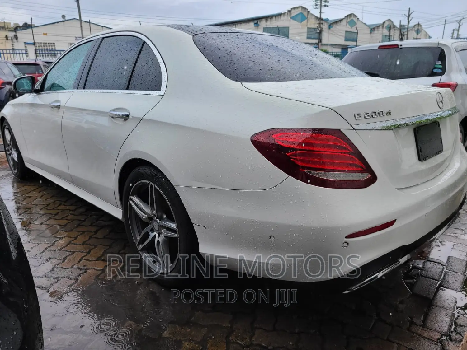 Mercedes-Benz E220 2016 Pearl
