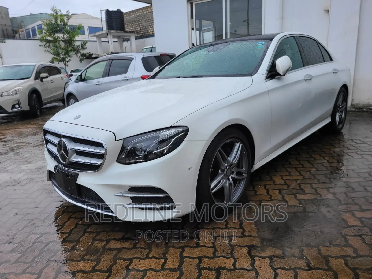 Mercedes-Benz E220 2016 Pearl