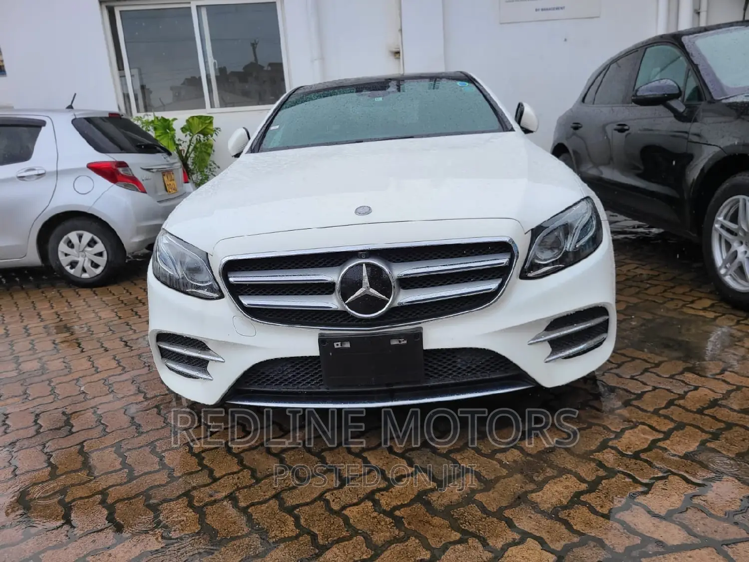 Mercedes-Benz E220 2016 Pearl