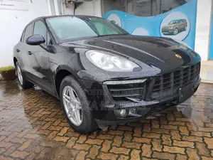 Porsche Macan 2016 Matt Black