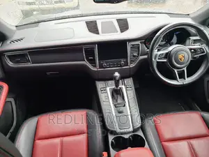 Porsche Macan 2016 Matt Black