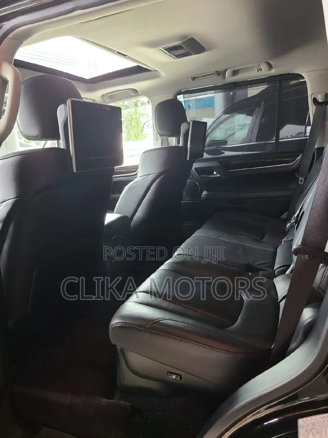 Lexus LX 2017 Black