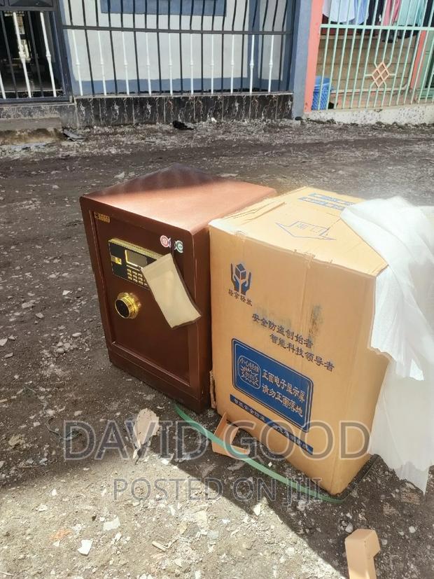 Safe Box Safe Box Save Safe Box Safe Box - thumbnail 2