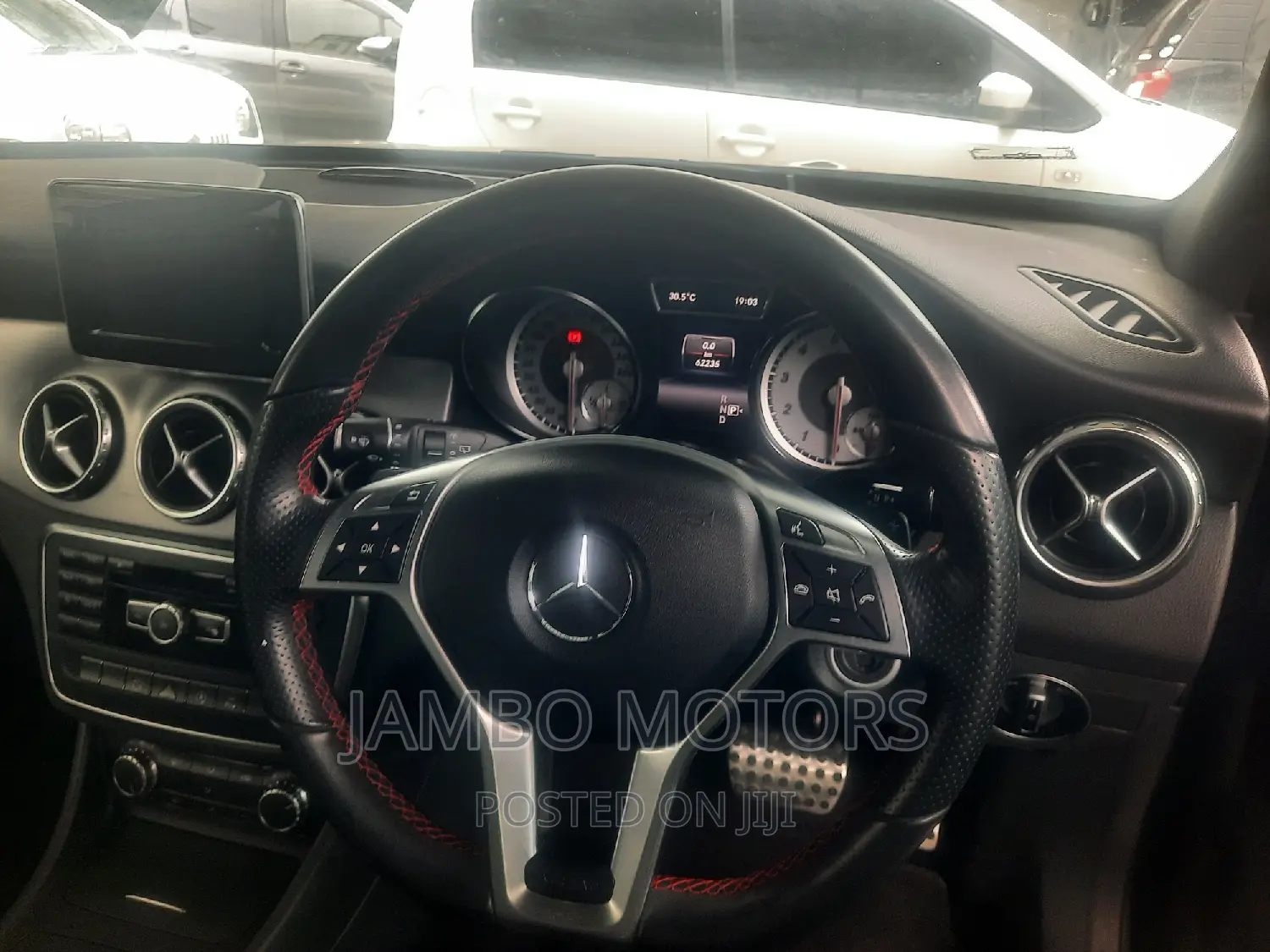 Mercedes-Benz GLA 250 2017 Black