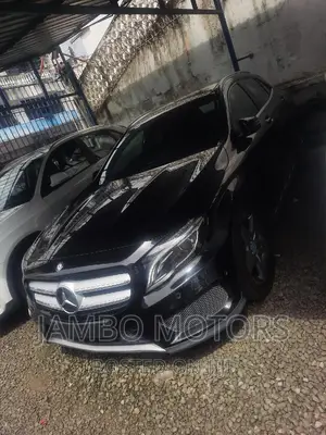 Mercedes-Benz GLA 250 2017 Black