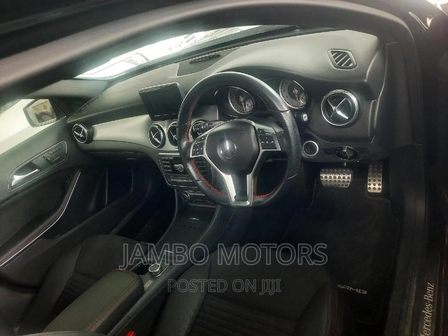 Mercedes-Benz GLA 250 2017 Black