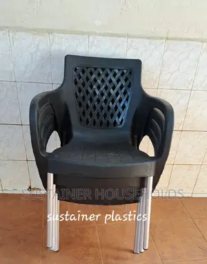 Plastics Chairs With Metallic Silver Legs