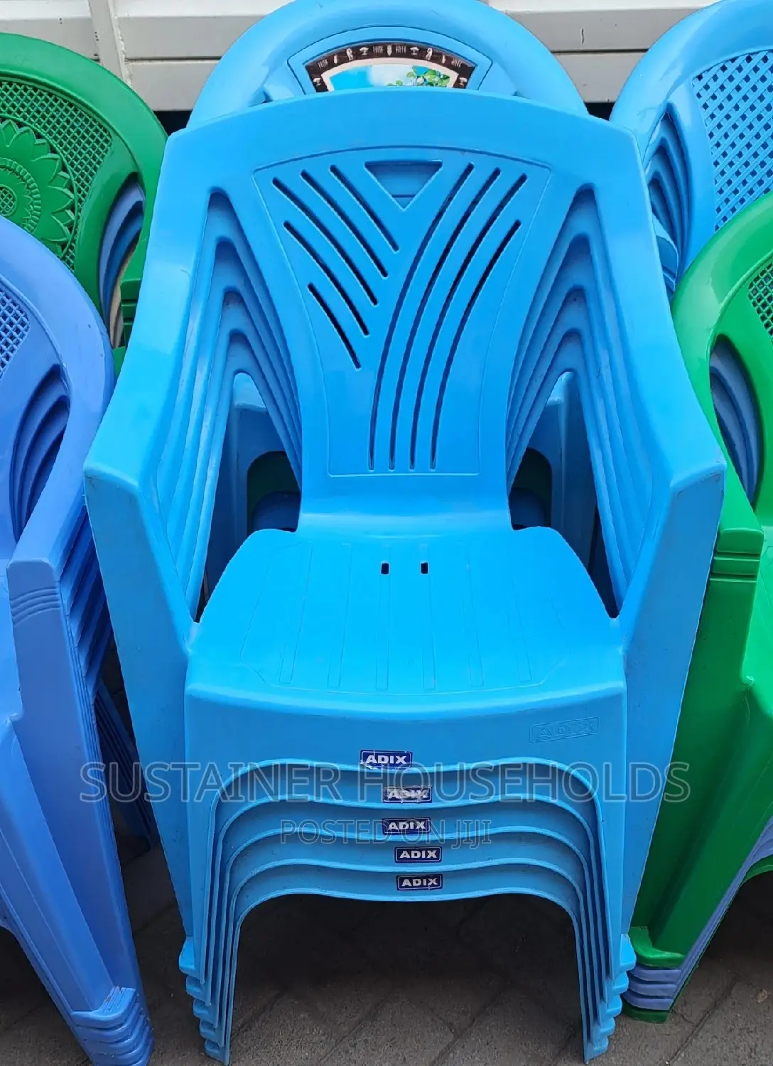 Long Arms Plastic Chairs