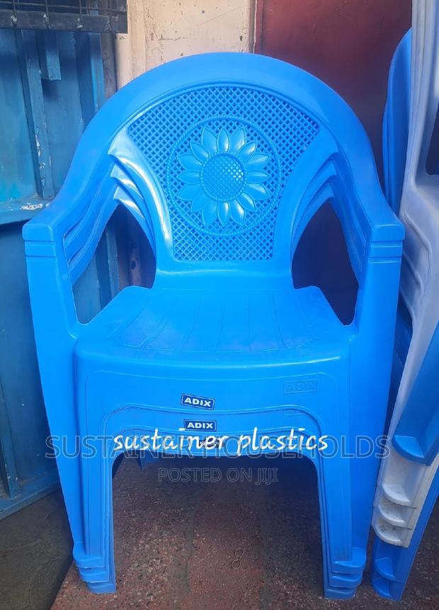 Normal Adix Plastic Chairs - main view