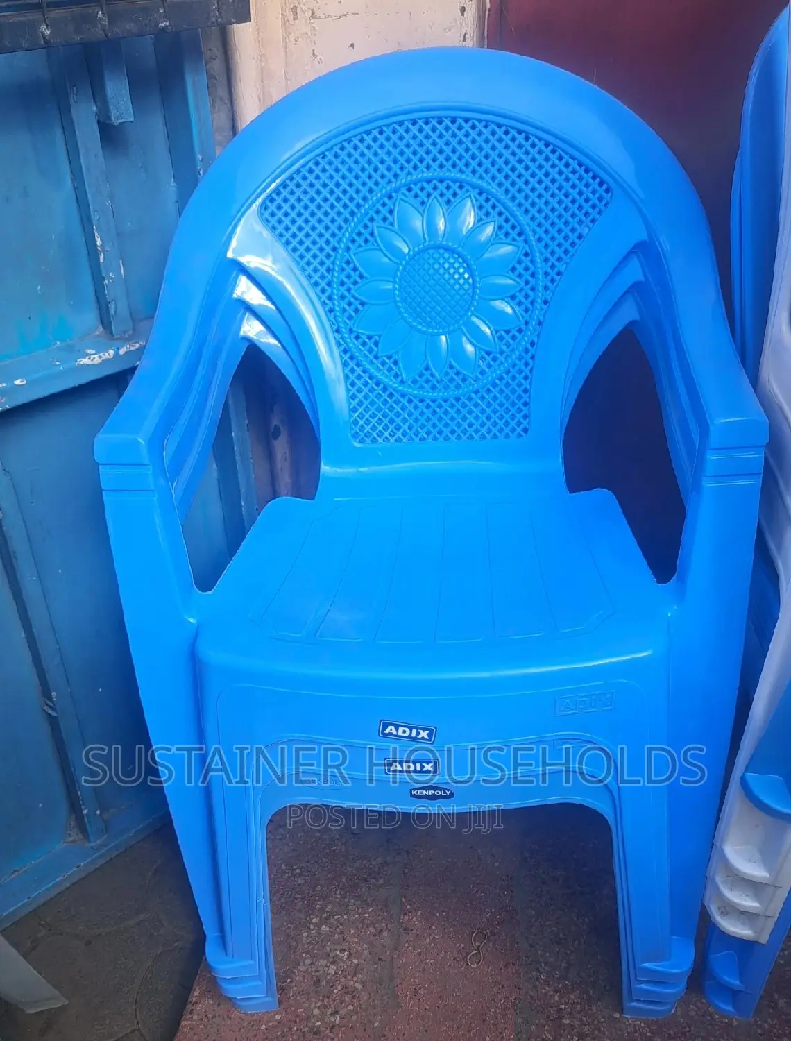 Normal Adix Plastic Chairs