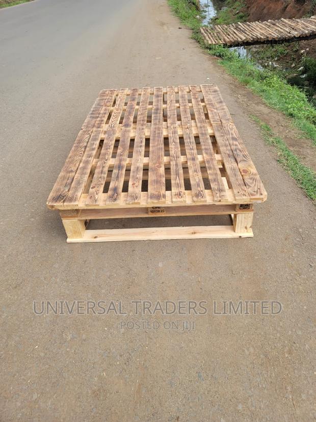 Pallets - 4 by 6 Pallet Bed - Blazed 4 by 6 Bed - HT