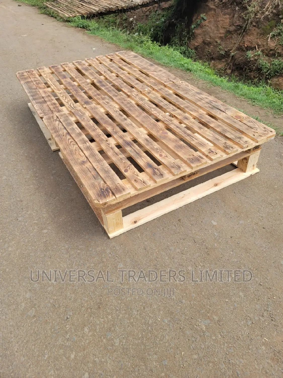 Pallets Beds - Cheap and Quality Pallet Bed - 4 by 6 Bed