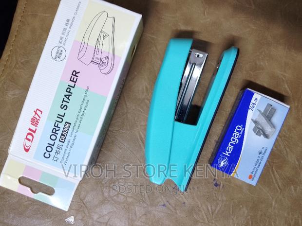 1000 Staples 26/6 + Stapler - main view