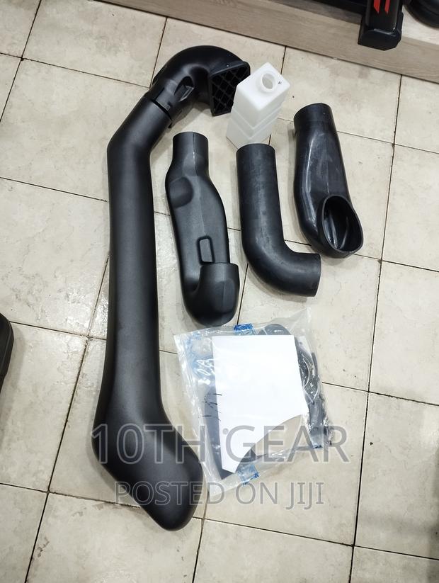 Snorkel Pajero V93