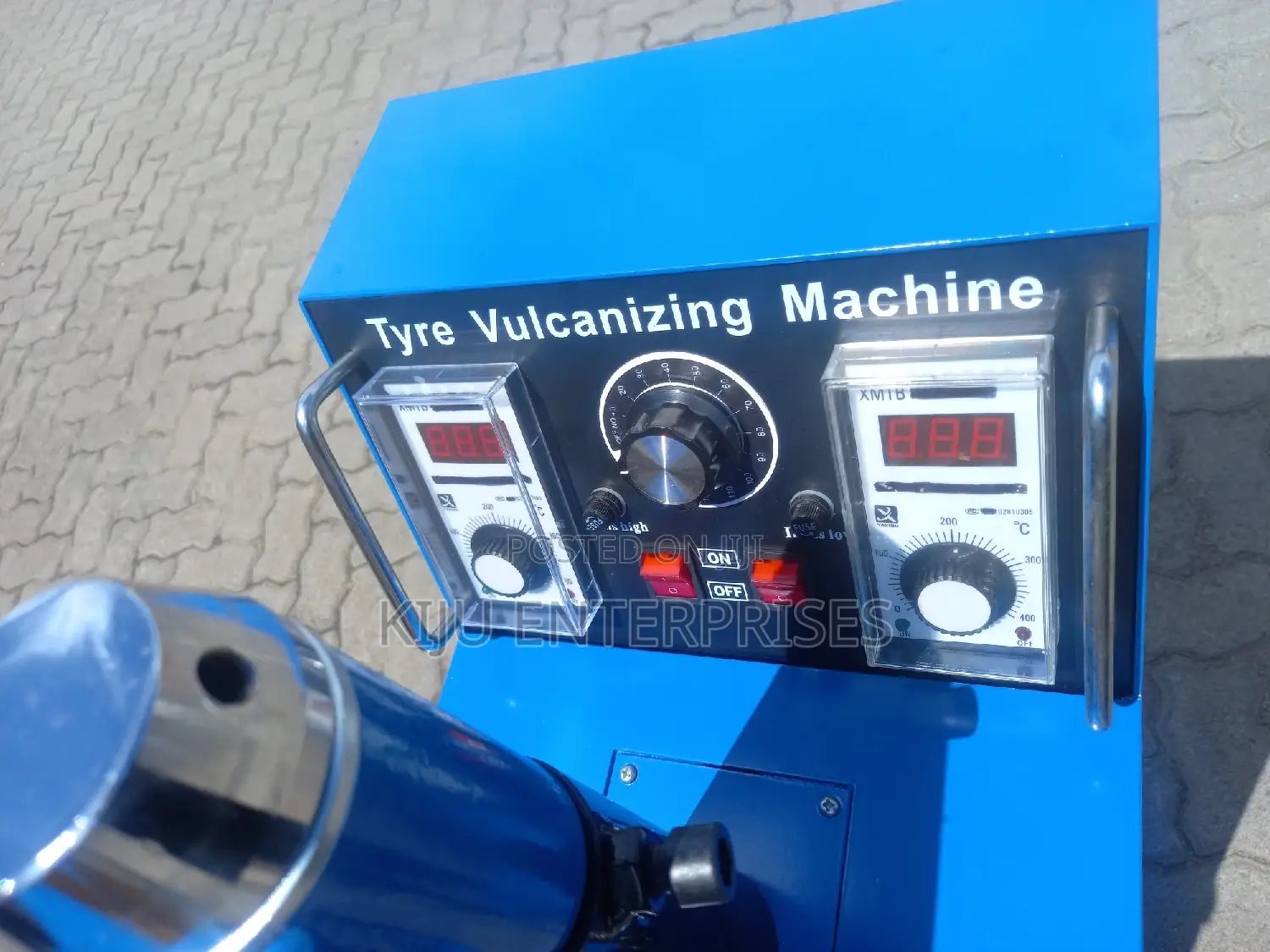 Tyre Vulcanizers-Machines