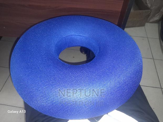 Donut Cusion - thumbnail 3