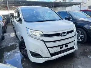 Toyota Noah 2016 White