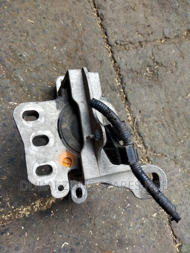 Mazda Demio New Model 2015 Engine Mount - thumbnail 4