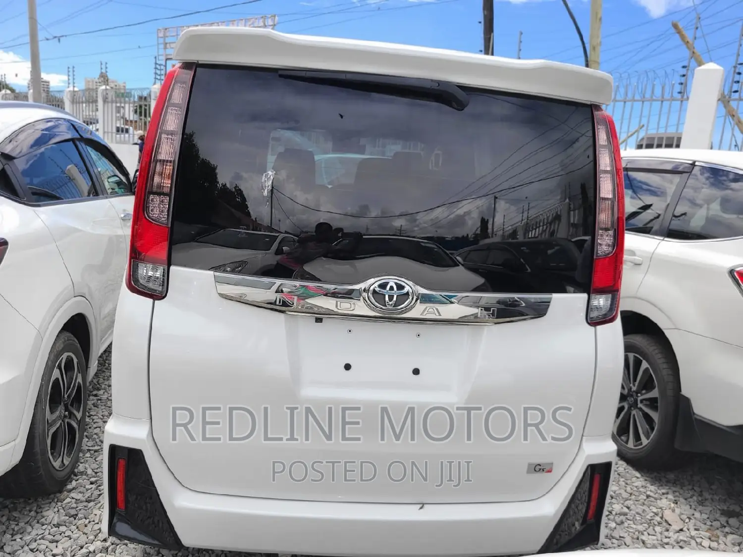 Toyota Noah 2016 White