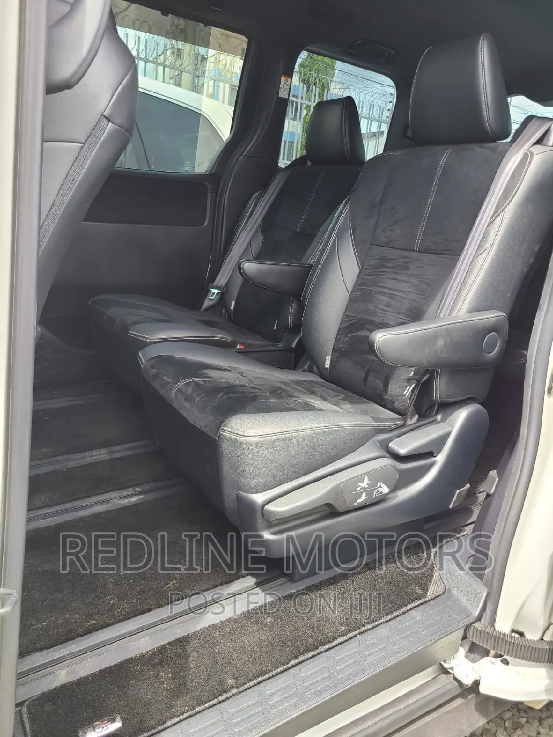 Toyota Noah 2016 White