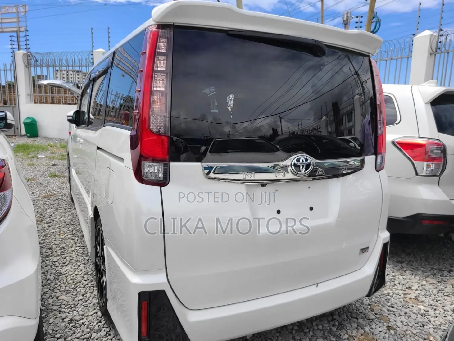 Toyota Noah 2016 White