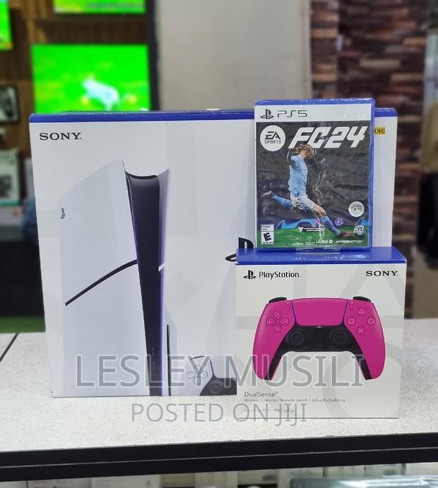 Playstation 5 Console - With Extra Pad and Fc24 - thumbnail 3