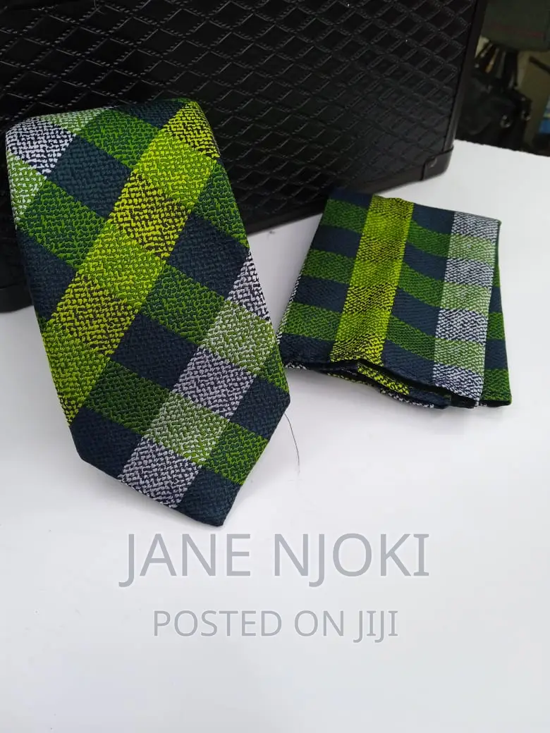 Checked Tie Men