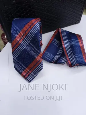 Men Tie Checked