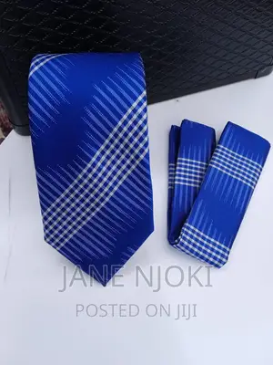 Men Tie Checked